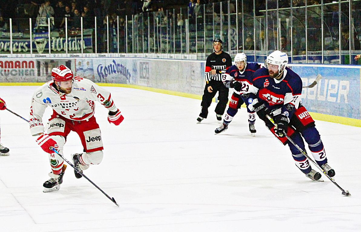 Blue Devils Maximilian Deichstetter Eishockey Wechsel