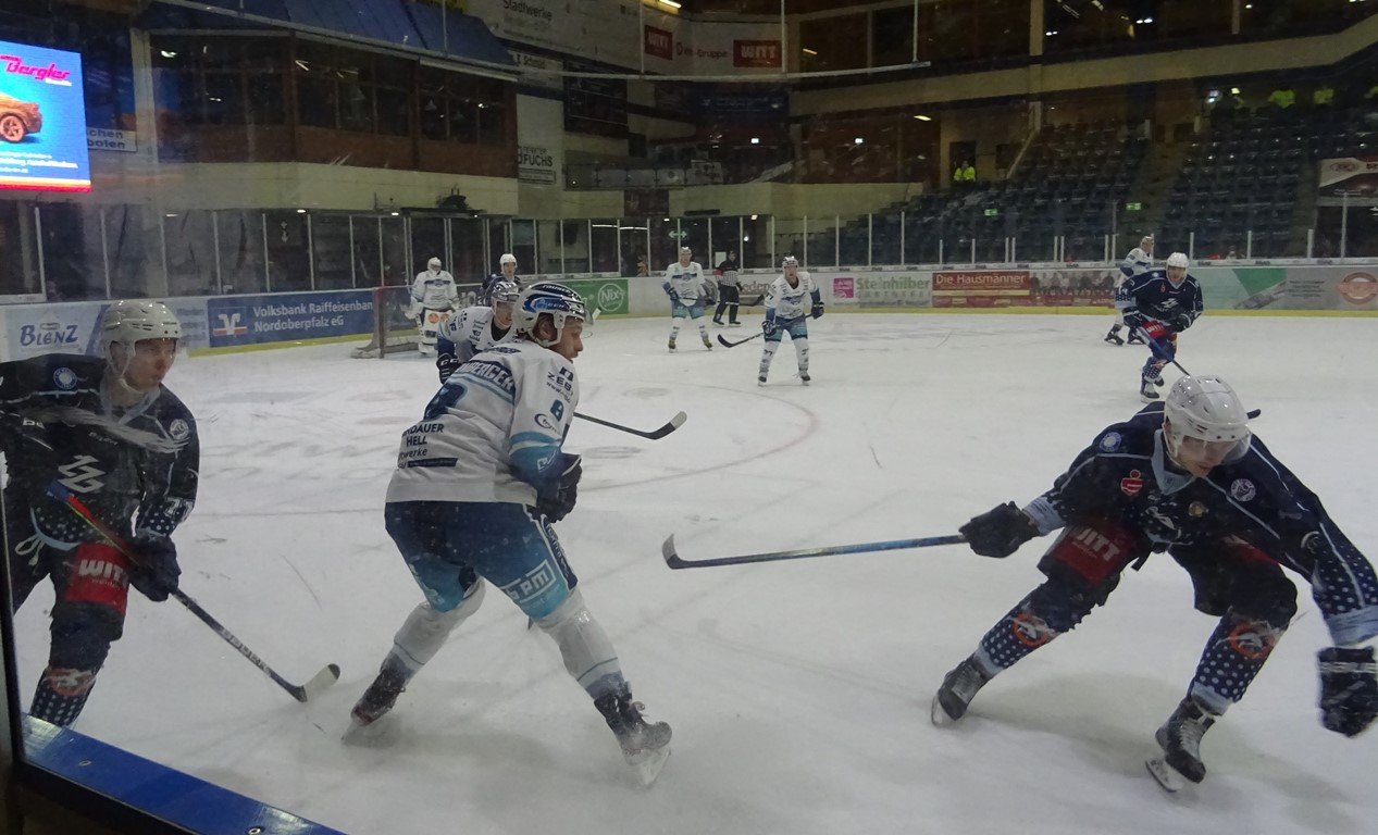 Blue Devils beschenken die Lindau Islanders