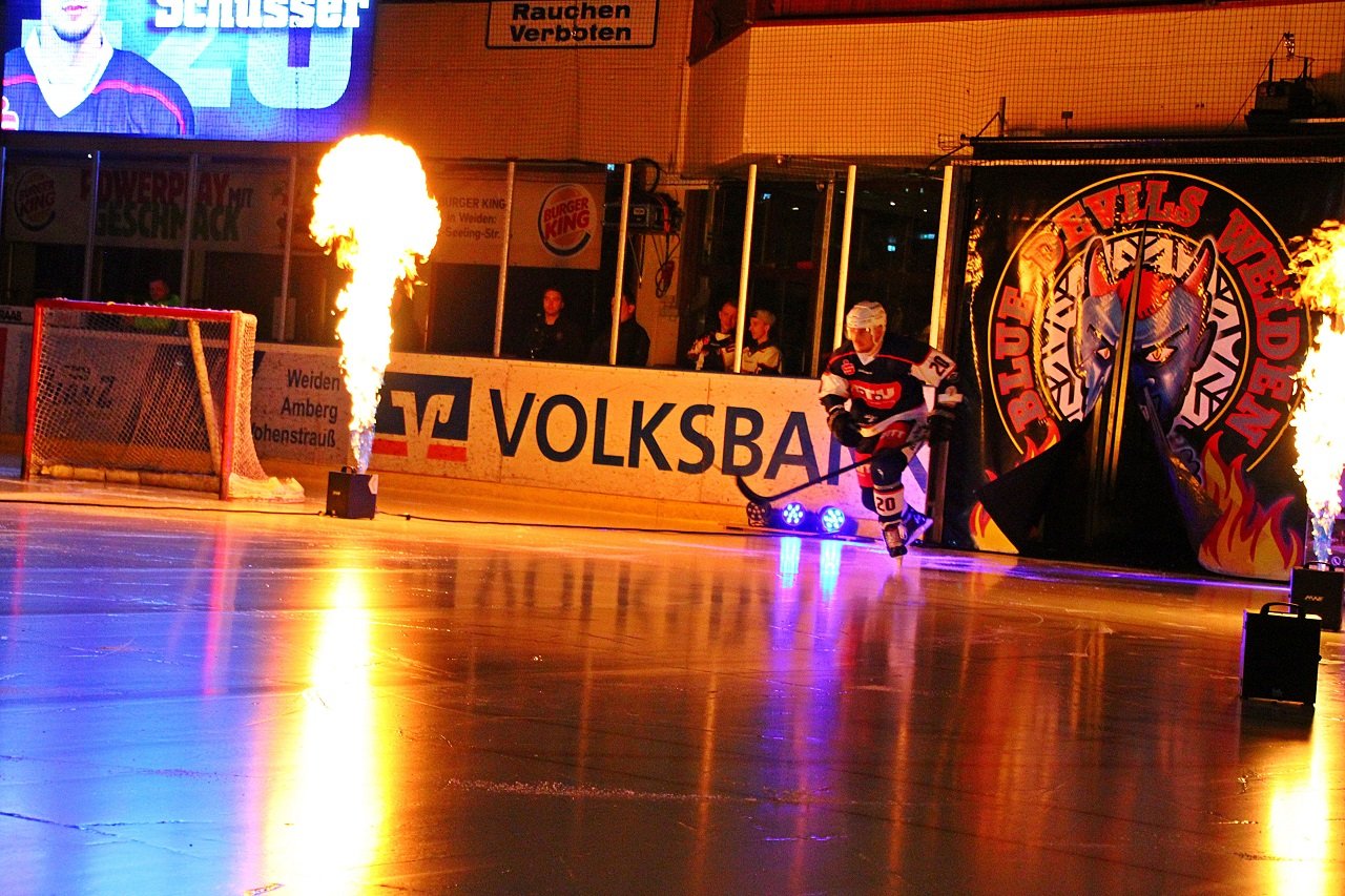 Blue Devils Weiden gegen Selber Wölfe Bilder Jürgen Masching1