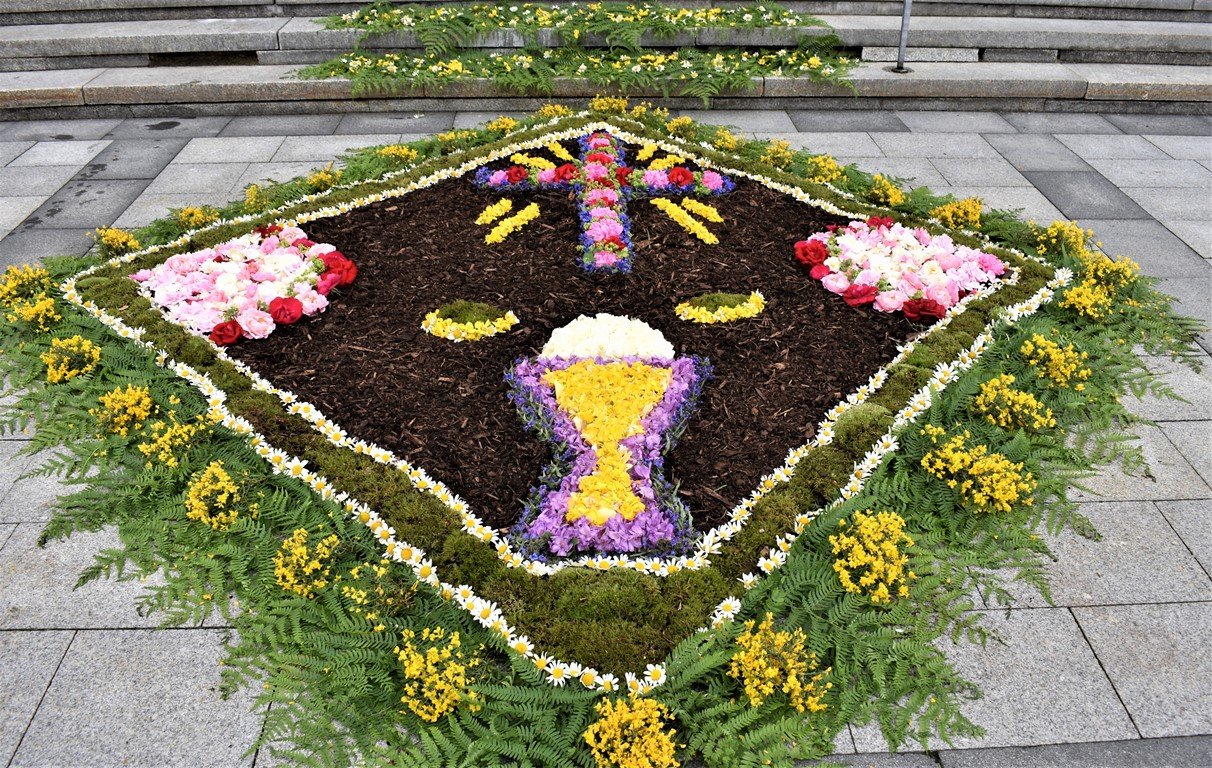 Blumenteppich Fronleichnam Friedenskirche Grafenwöhr 2