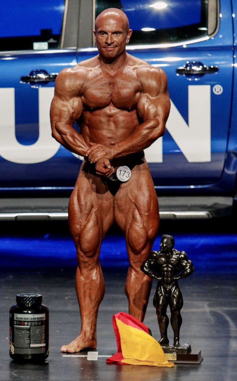 Bodybuilding Manuel Bauer Kathleen Streiber Fitnessstudio Grafenwöhr Auszeichnungen Mr. und Mrs. Universe 3