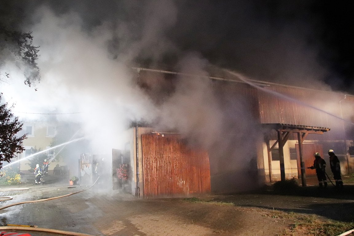 Brand Feuer Döllnitz Pressath Garage Scheune Bilder Jürgen Masching04