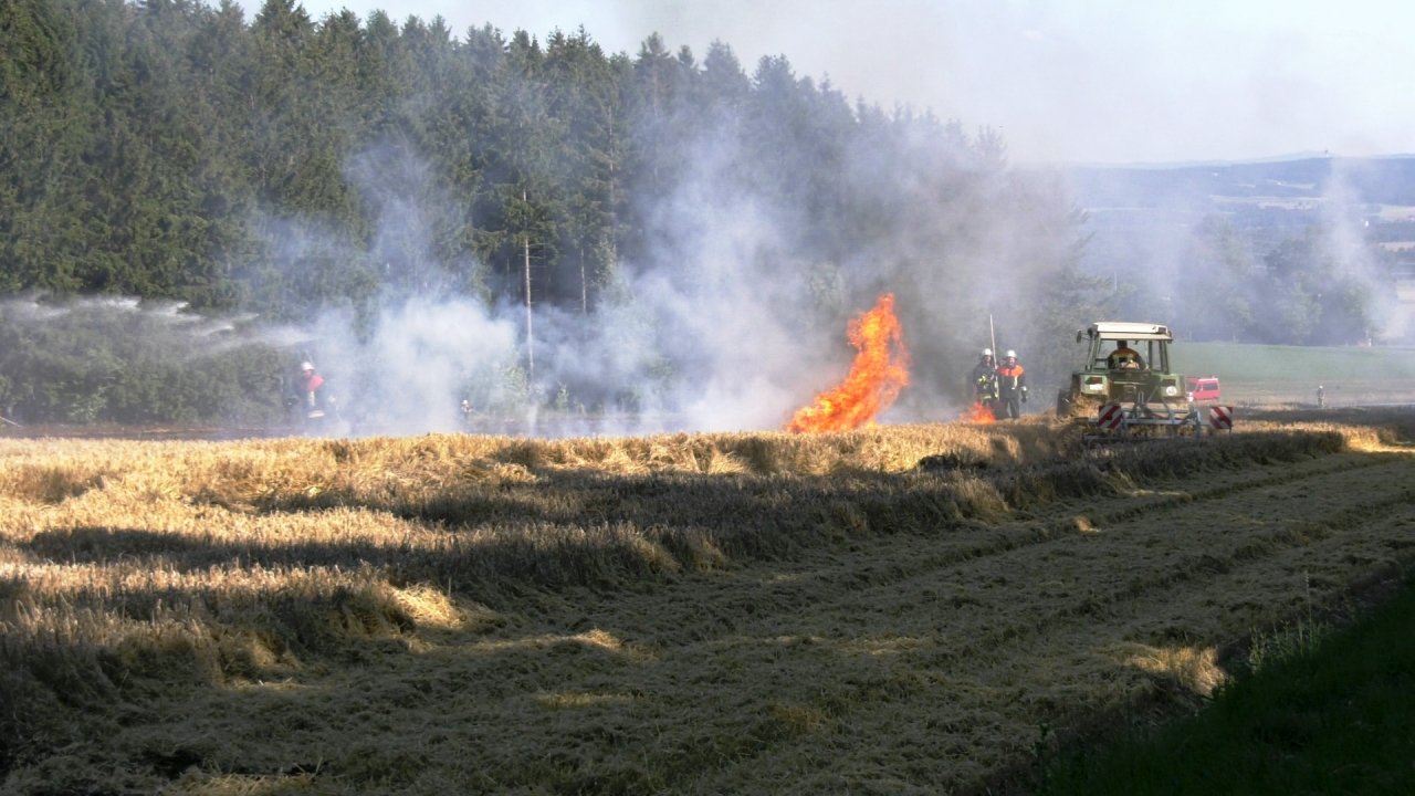 Feuer vernichtet Ernte