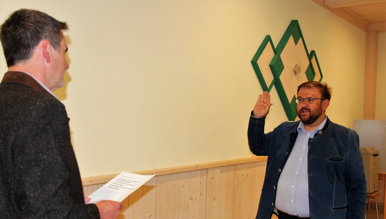 Bürgermeister Hans Walter Kastl Reuth bei Erbendorf Vereidigung