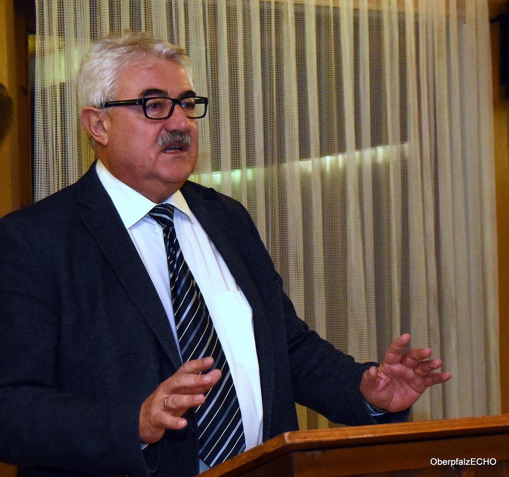 Bürgermeister Rupert Troppmann Bürgerversammlung 1