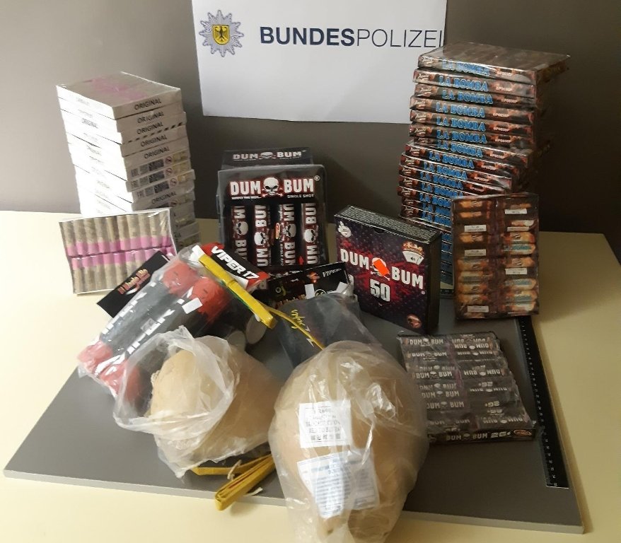Bundespolizei Waldsassen illegae Böller