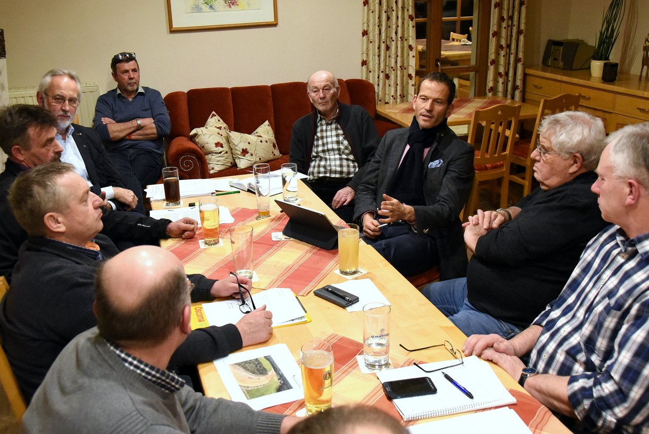 Südostlink: Landwirte fordern Erdkabel entlang Autobahn