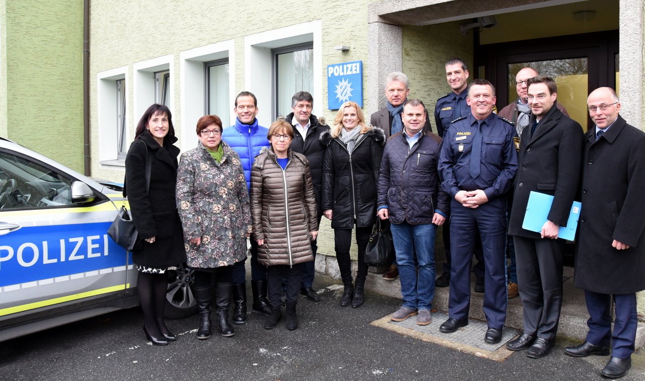 CSU Weihnachtsbesuch Polizei Neustadt 2