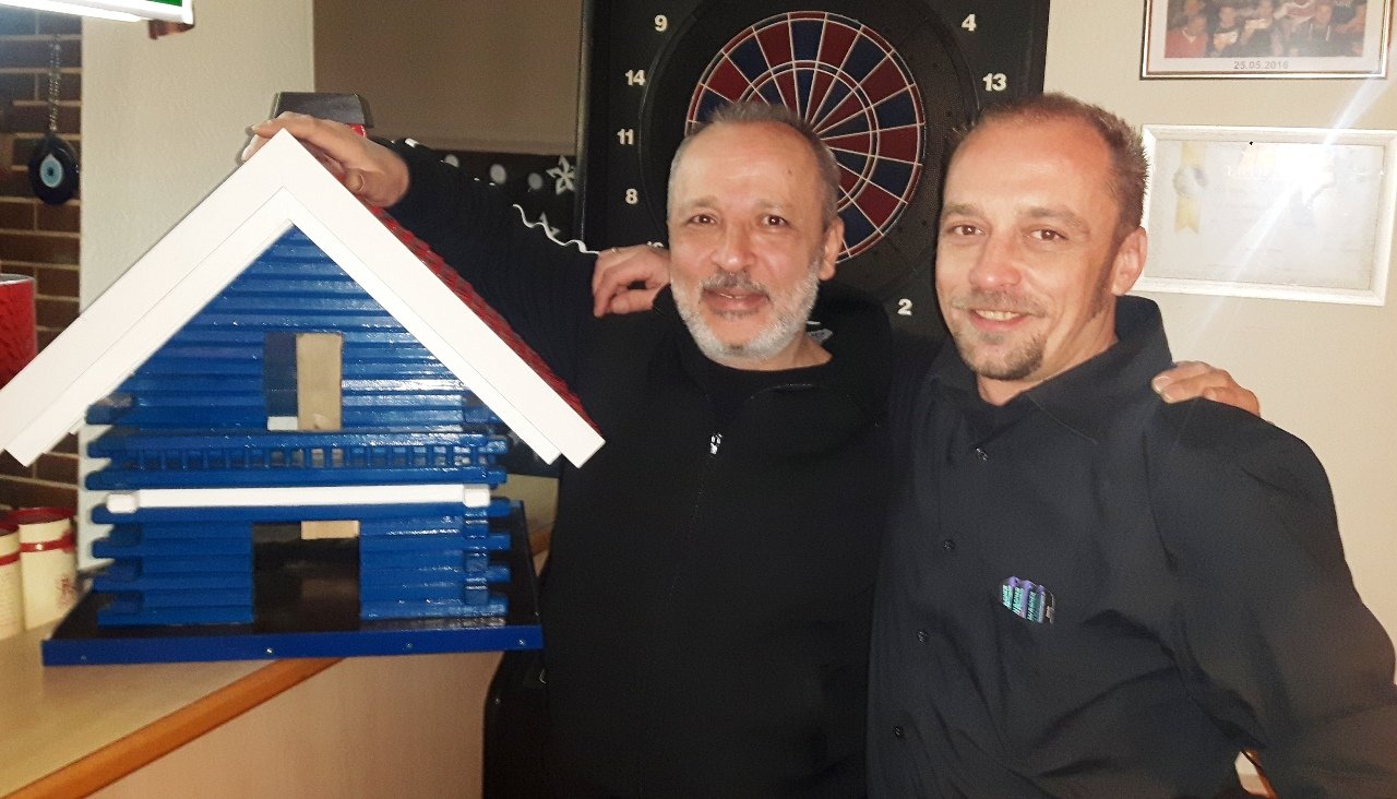 Christbaumversteigerung Wurz Özkan Kürkcü Christian Gleißner