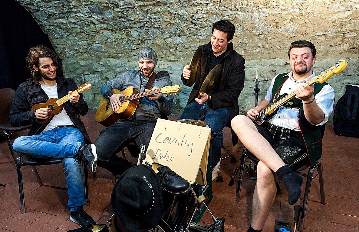Livemusik mit Country Dudes im Salute
