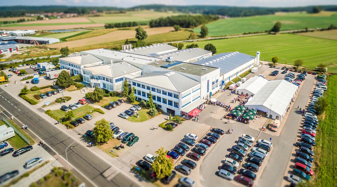 3.000 Besucher nutzen den Tag der offenen Tür bei emz-Hanauer