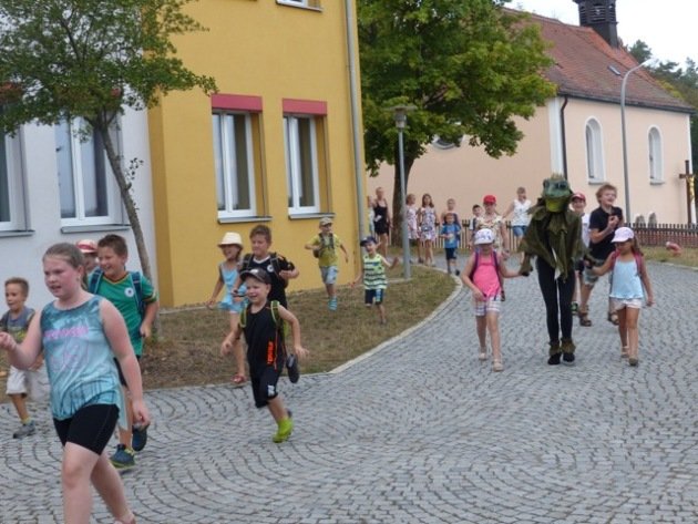 DJK Ferienprogramm Leuchtenberg 2018 Märchenwanderung Bilder Sieglinde Schärtl3