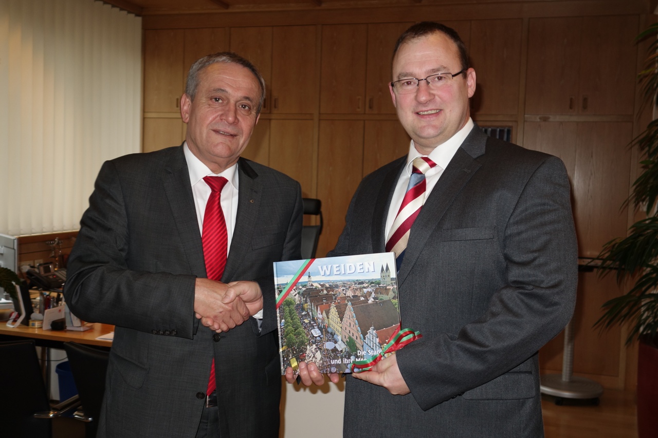 Chef der Bundeskasse Weiden zum Antrittsbesuch beim OB