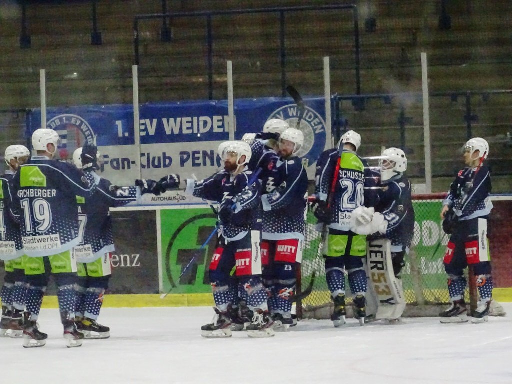 Eishockey Blue Devils vs Deggendorf Weiden
