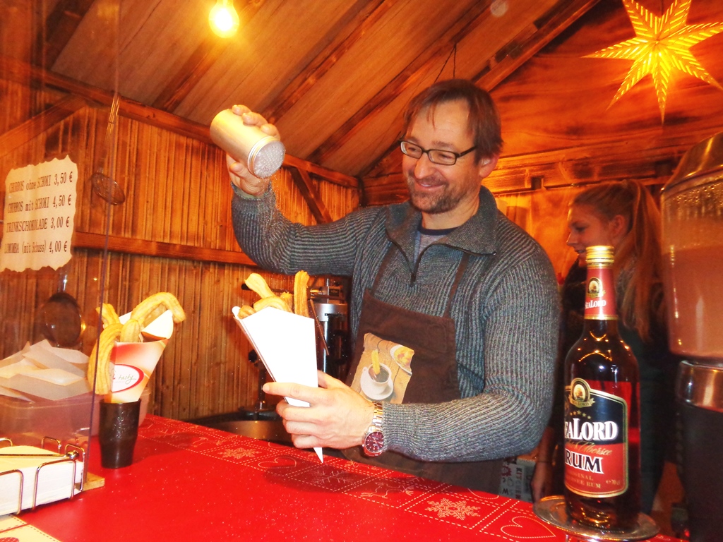 Holger Matthias Wilhelm Dahoam is Dahoam Regensburger Adventsmarkt