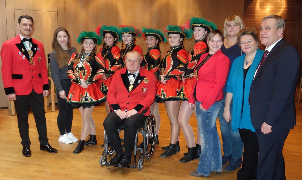 Kehraus-Party vor dem Alten Rathaus, Naarhalla Weiden e.V.