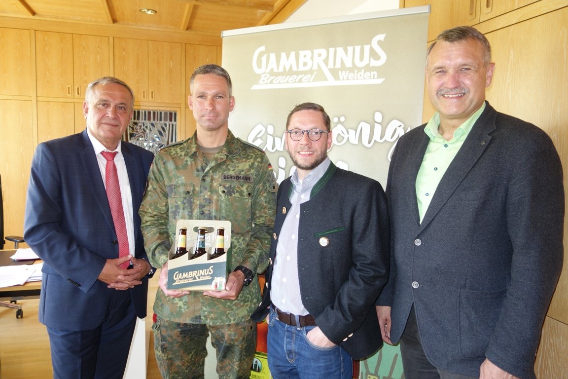 Soldaten Kosovo Besuch Seggewiß