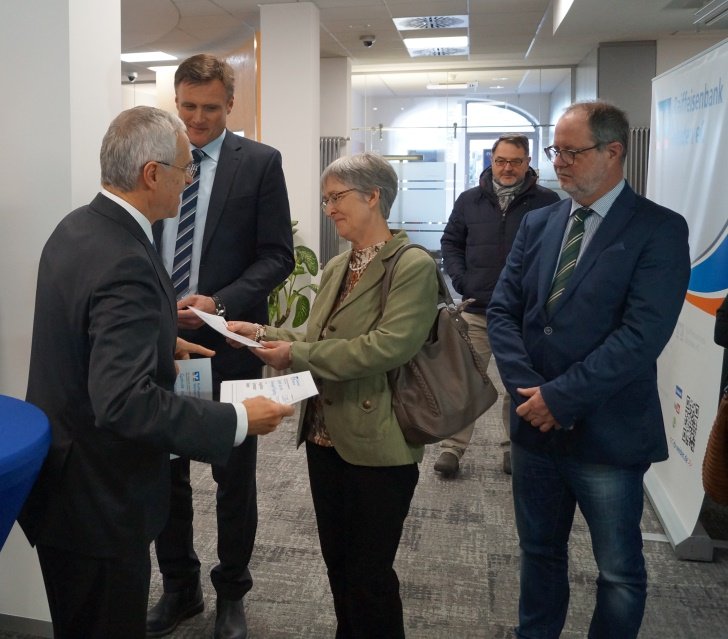 Raiffeisenbank Weiden Spendenübergabe