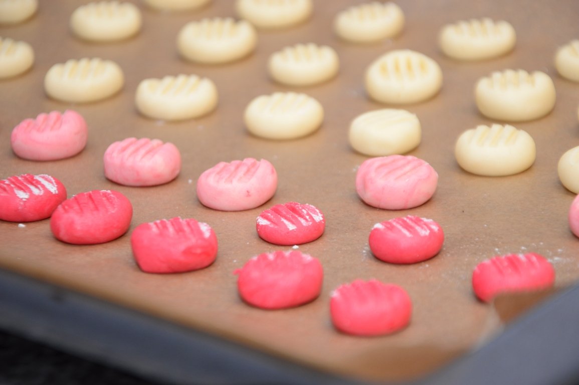 Adventskalender Plätzchen Schneeflocken