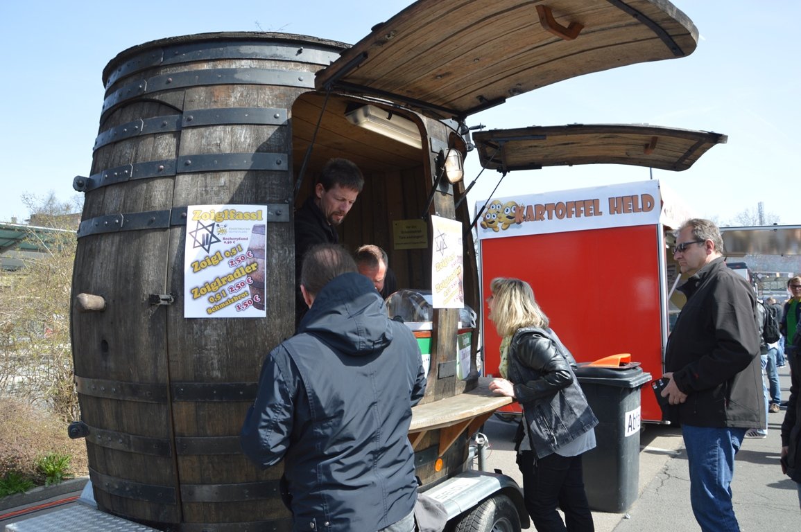 Food-Truck-Roundup 2016