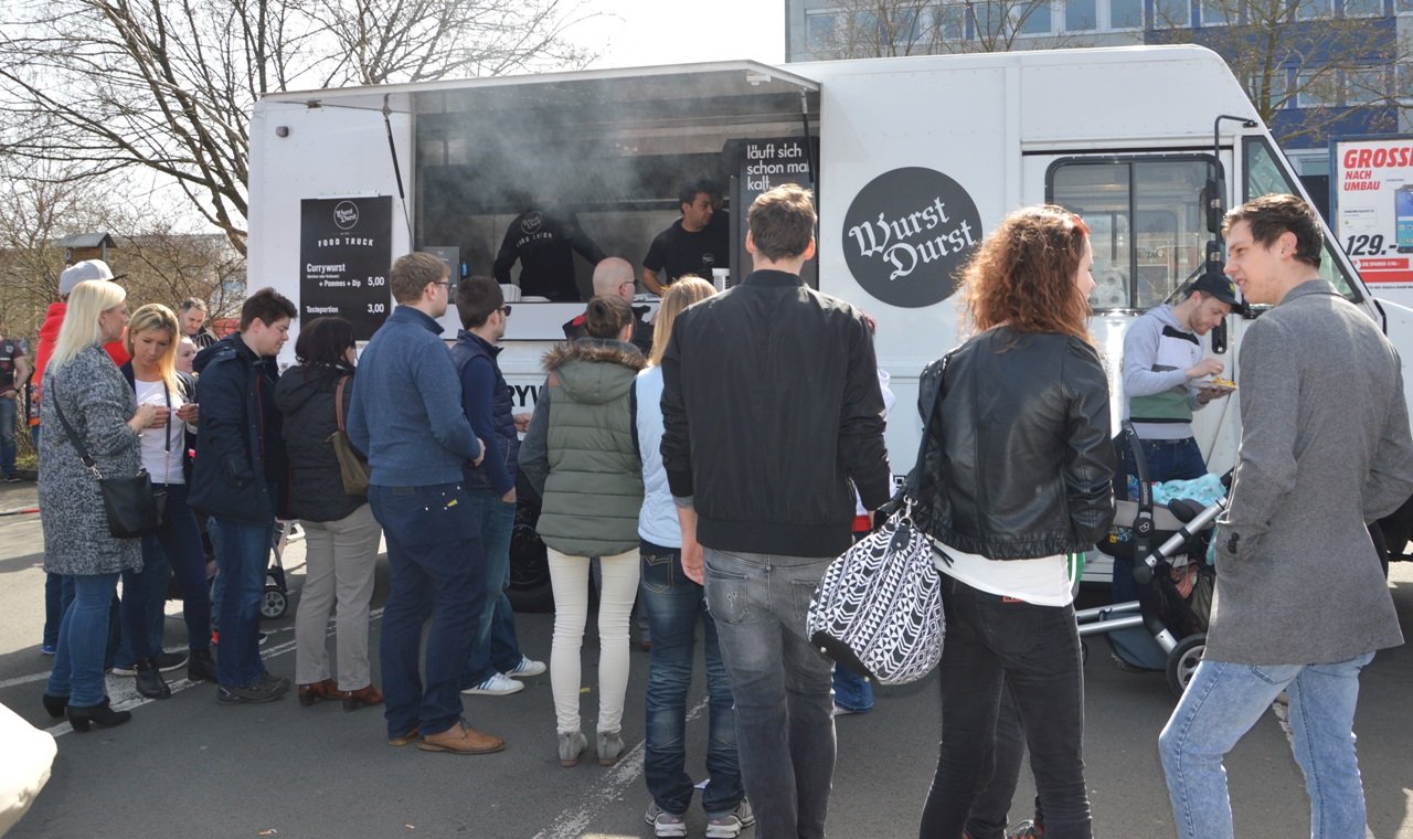 Food-Truck-Roundup 2016