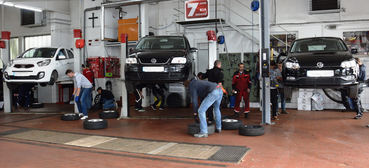 Reifenwechselaktion Feuerwehr Waldthurn