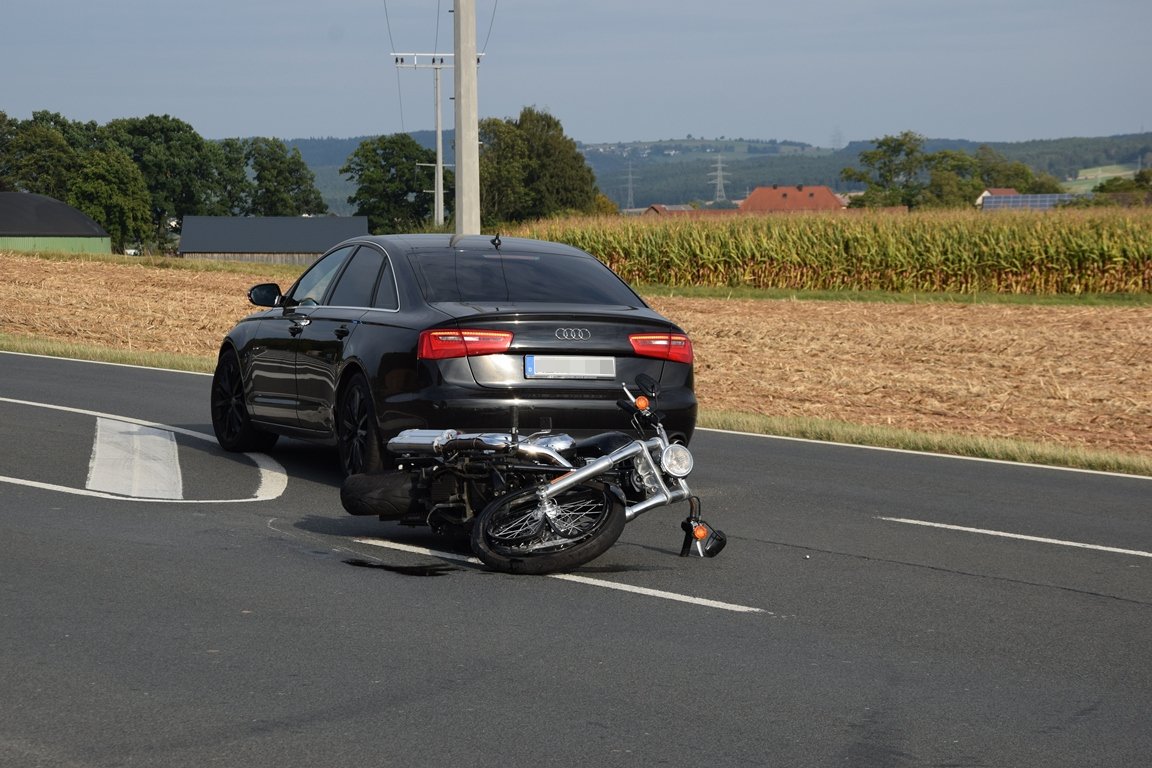 Unfall  Mallersricht Motorrad