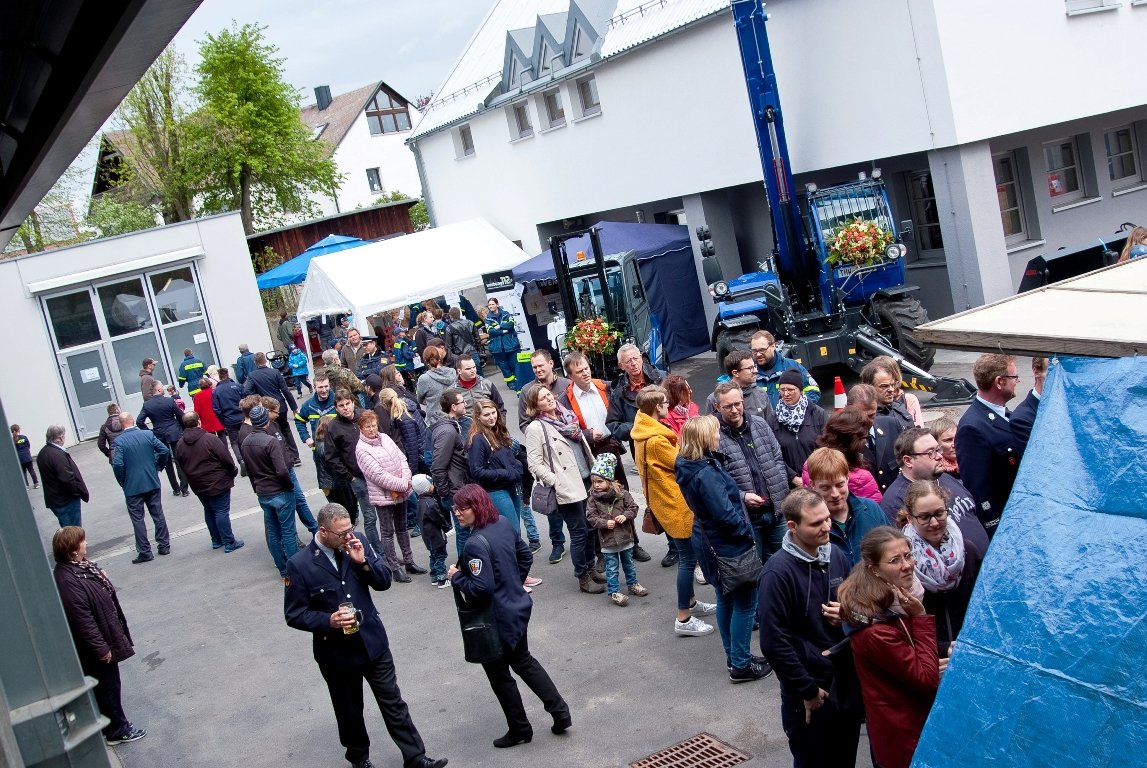 Tag der offenen Tür fahrzeugweihe THW Weiden