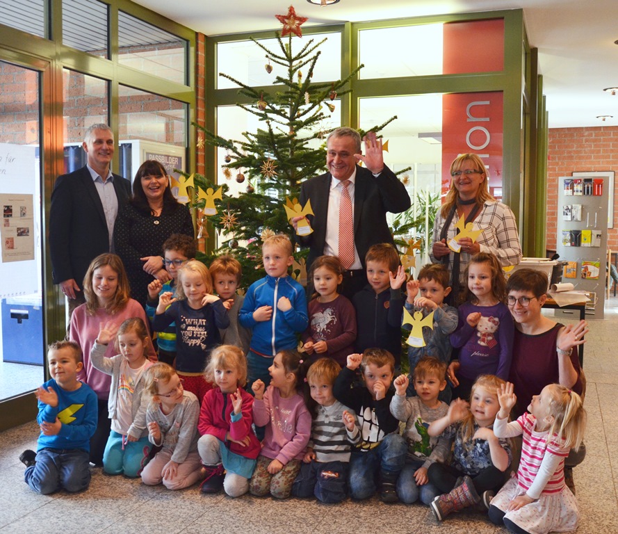 Ein Baum für Weiden Kindergarten St. Michael