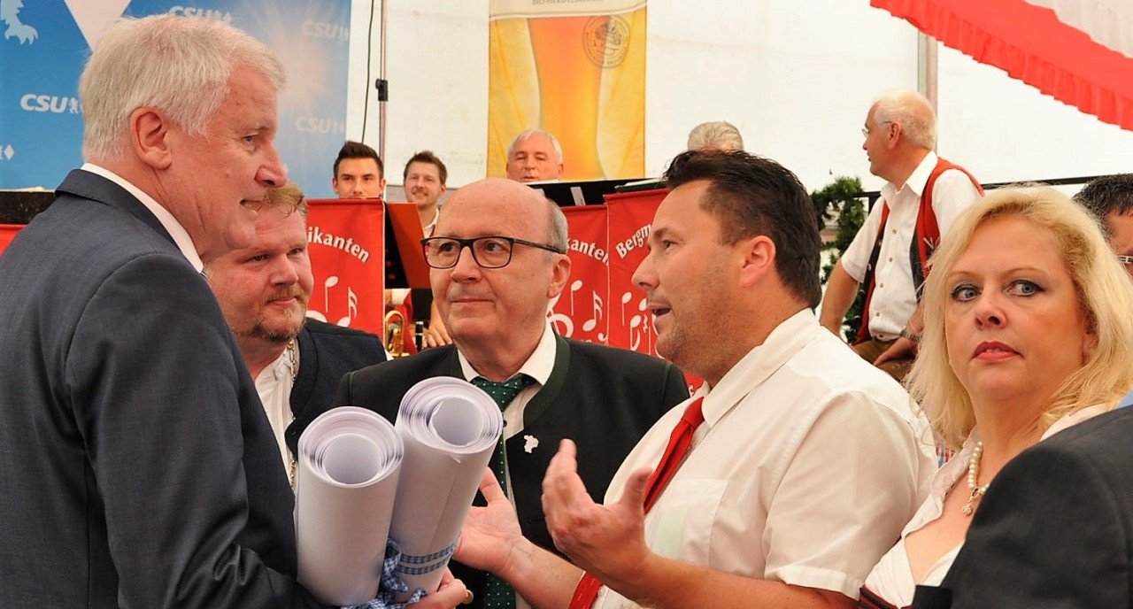 66 Personalräte der bayerischen Sparkassen fordern Mitbestimmung