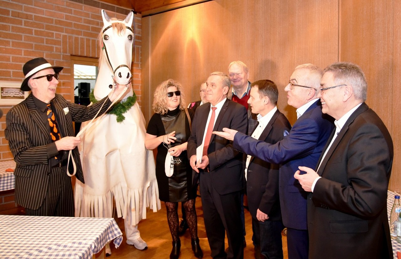 Schimmel AG Weidener Rathaus