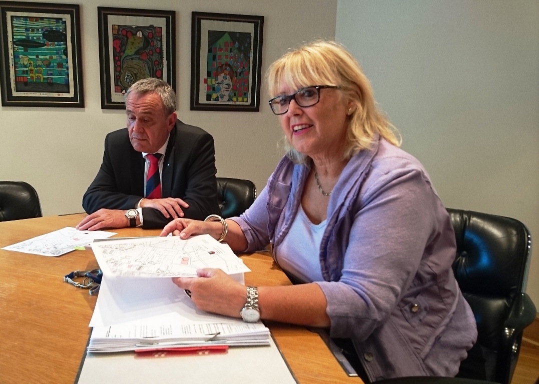 Pressekonferenz Turnerbund Taubmann Seggewiß Stadt Weiden