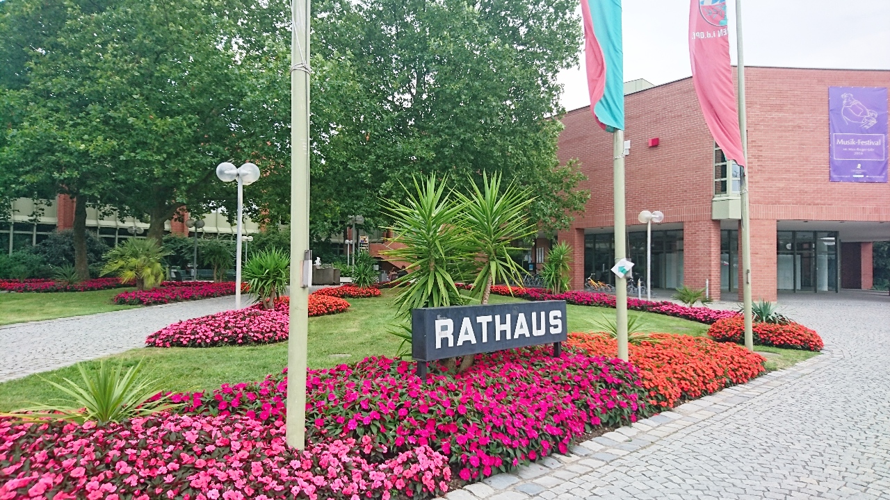 Behördenverlagerung: Erste Mitarbeiter beginnen in Weiden