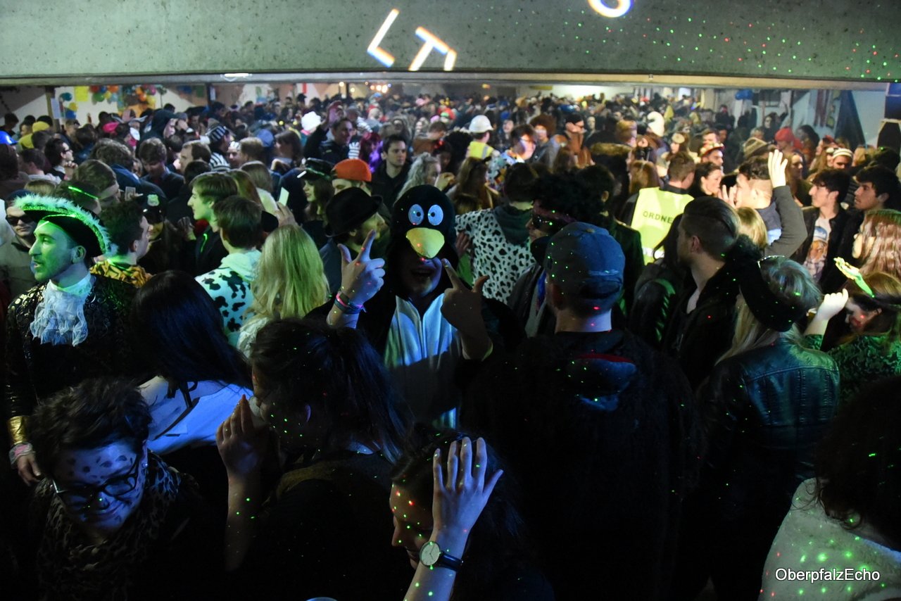 After Zug Party Faschingszug Neustadt Fasching