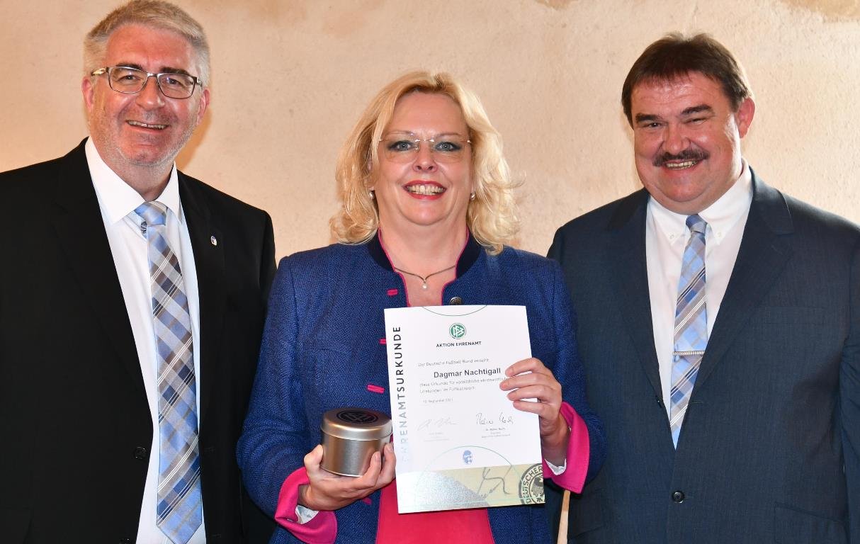 Mitglied seit Geburt: Fußballverband ehrt Dagmar Nachtigall