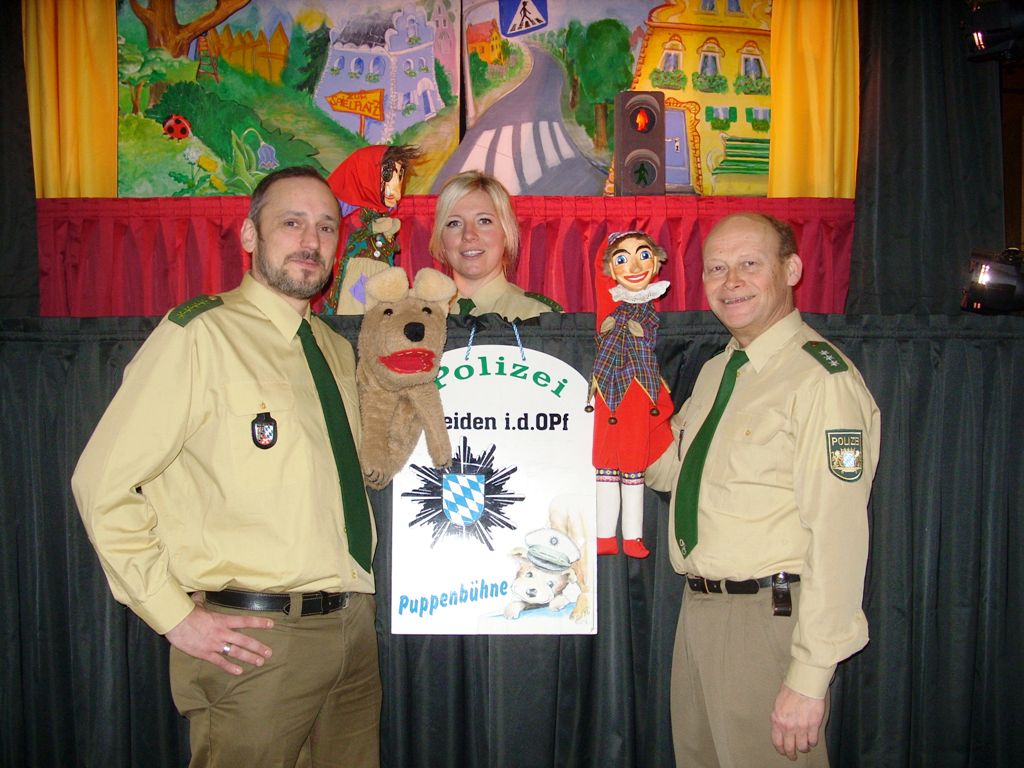 Polizei-Puppenbühne mit Kaspar und Co: Verkehrsregeln leicht gemacht