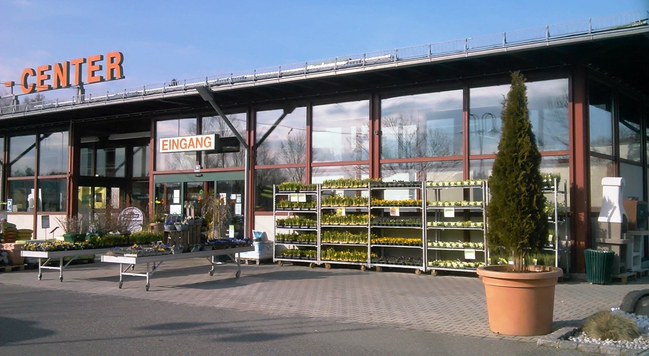 Dehner Weiden Außenansicht Eingangsbereich