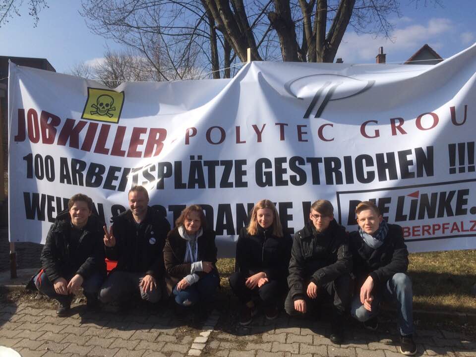 Die Linke Weiden Protestaktion Polytec Group Standortschließung Arbeitsplätze gestrichen Bild Ali Daniel Zant Die Linke Weiden2