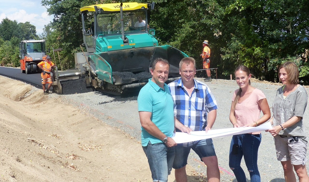 Döllnitz Straßenbau Bauarbeiten Neue Verbindungsstraße Bild Sieglinde Schärtl