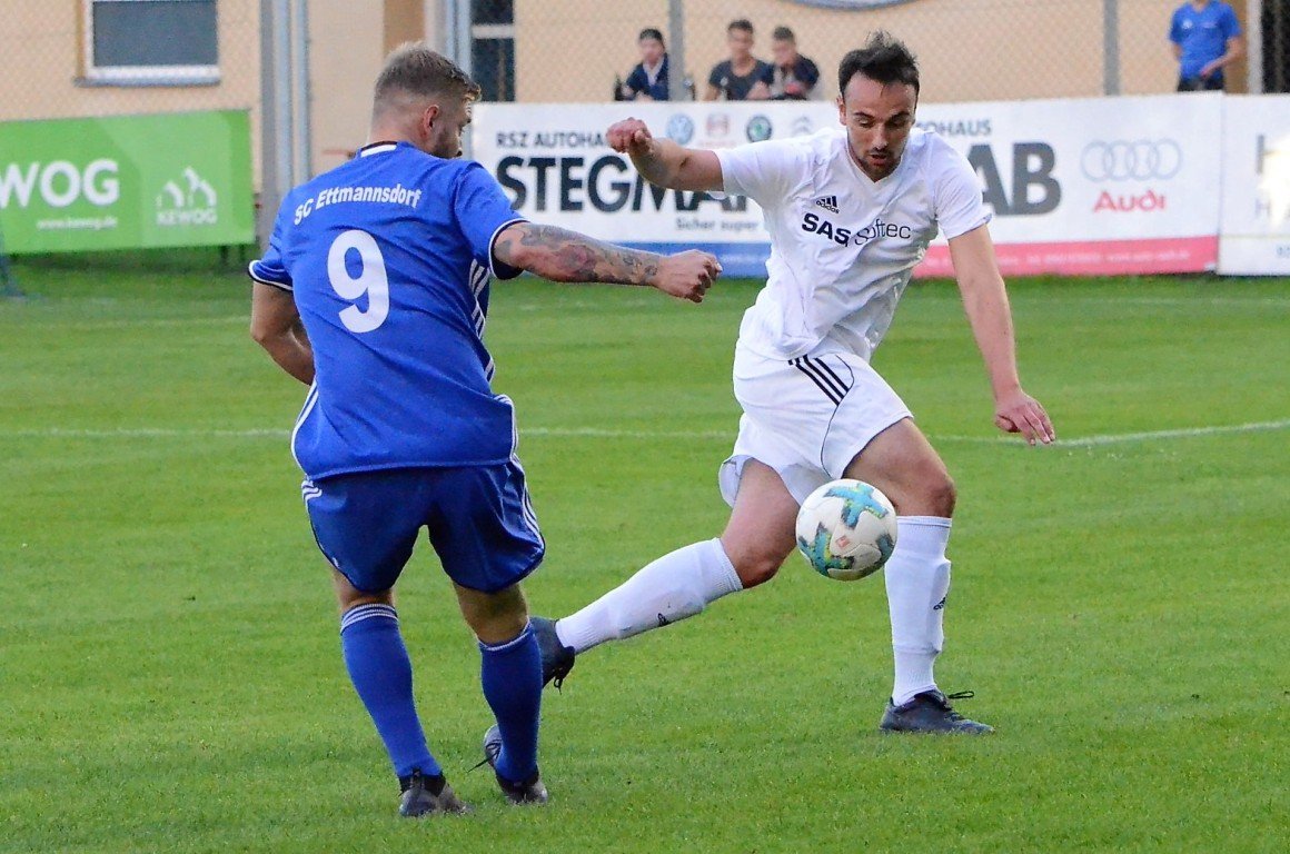 Dominic Huber SpVgg SV Weiden Fußball Landesligisten