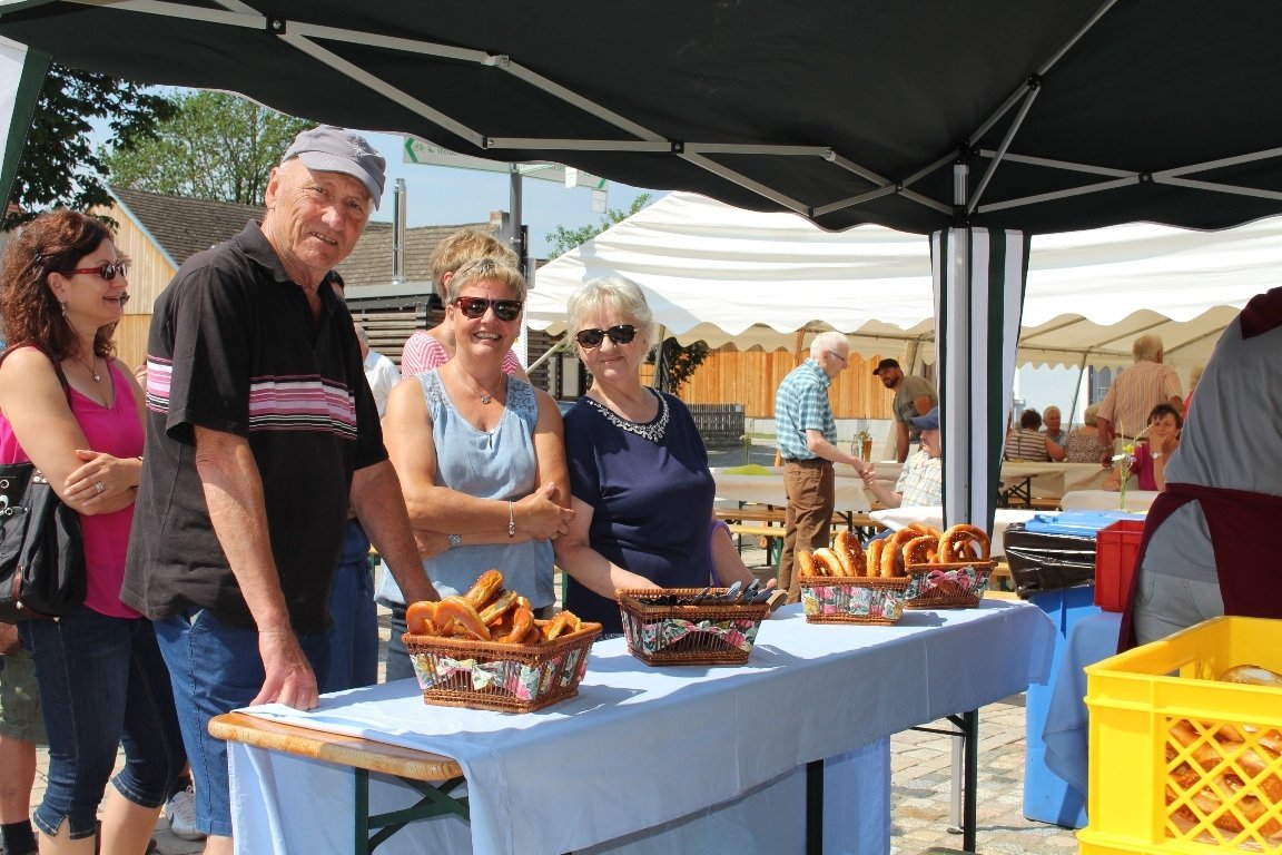 Dorfladen Schwarzenbach offiziell eröffnet - Eröffnung Schwarzenbach (20)