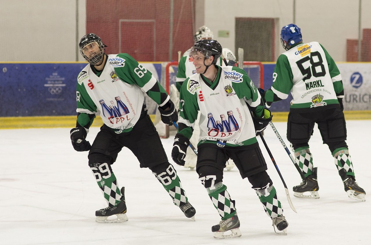Mitterteich schlägt Regensburg nach heißem Kampf