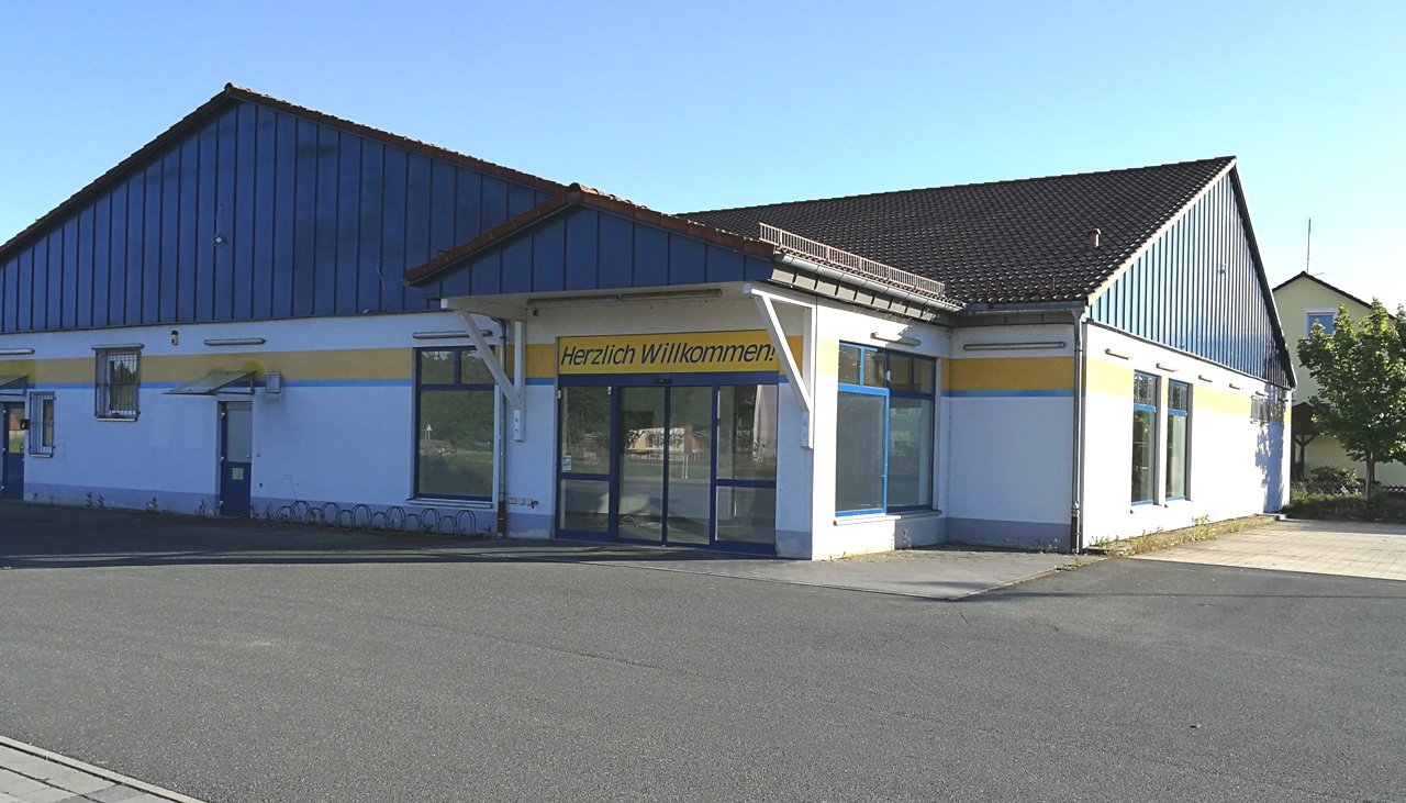 Ehemaliger Edeka-Markt Weiherhammer neuer Norma in Weiherhammer Einkaufen in-Weiherhammer Supermarkt Einkaufsmöglichkeit Geschäft Geschäfte