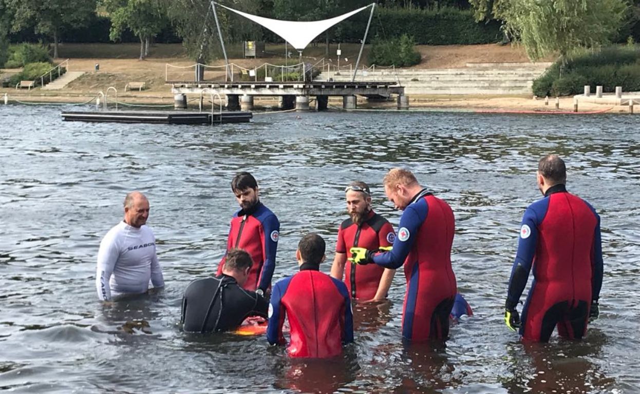 Einsatz Rußweiher Eschenbach Rettungsschwimmer (3)