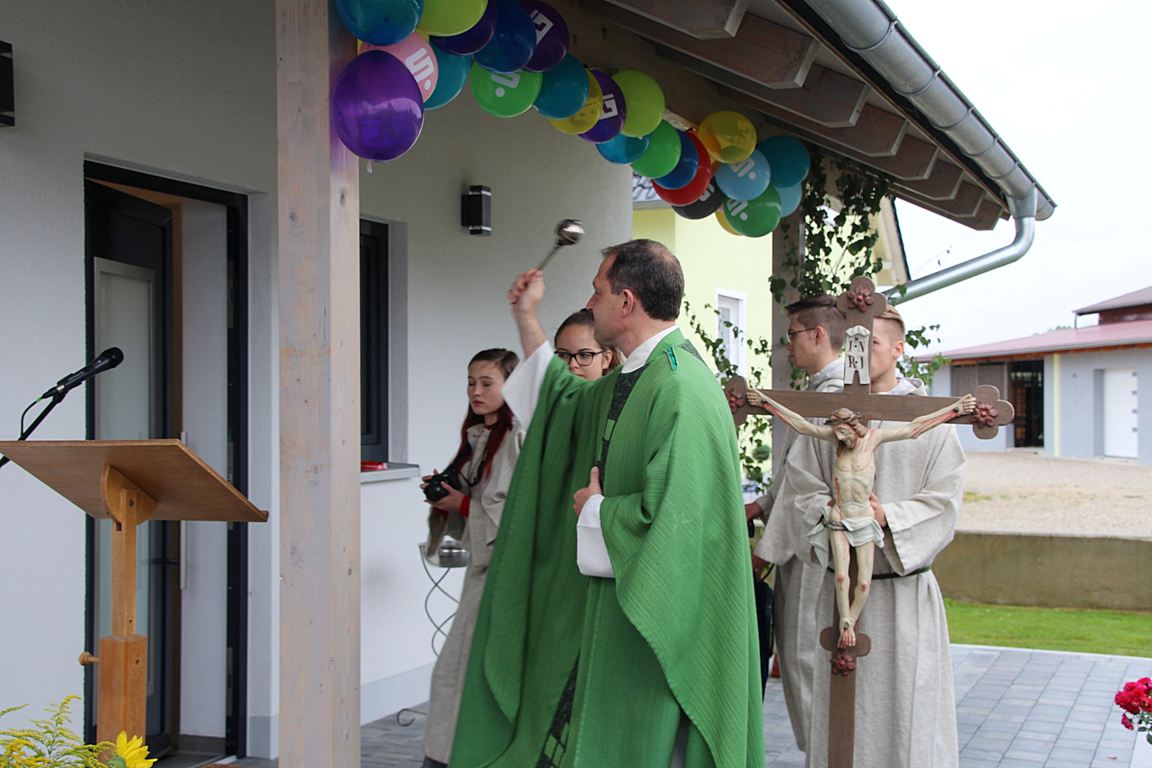 Einweihung Neue Dorfhalle in Altzirkendorf Kirchenthumbach Bilder Jürgen Masching1