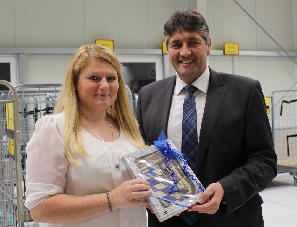 Einweihung Postgebäude Neuer Zustellstützpunkt Grafenwöhr, Angelika Hampl, Edgar Knobloch