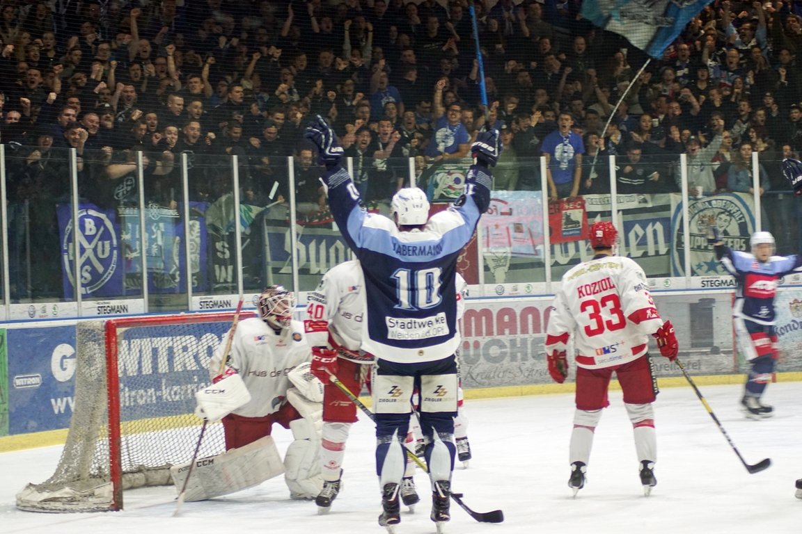 Eishockey Blue Devils Weiden Saisonaus 04