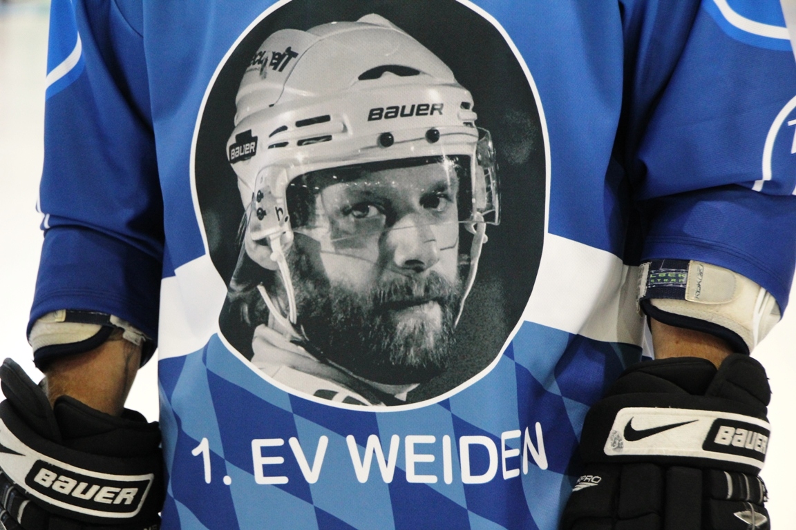 Eishockey, EV Weiden, Abschiedsspiel, Florian Zellner, Zoco (2)