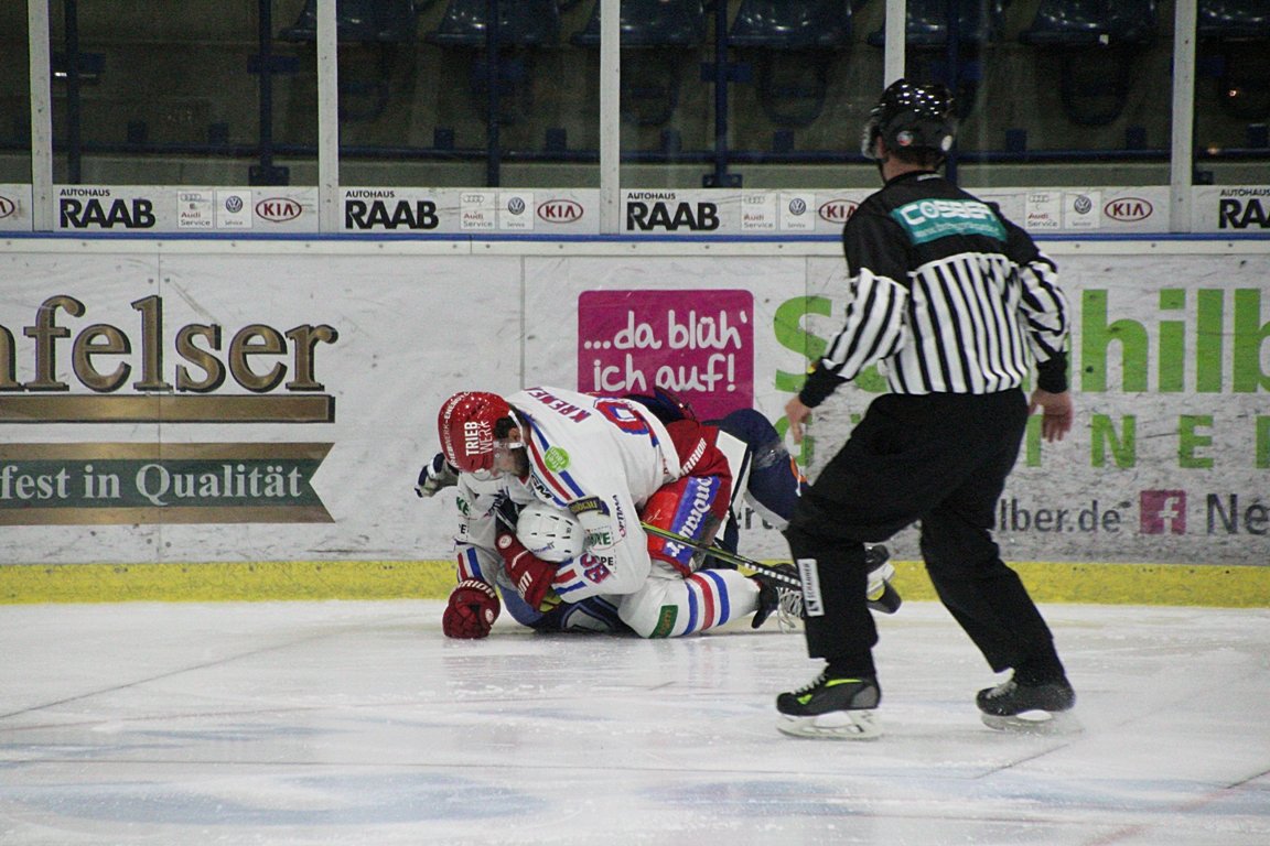 Spielplan der DEL 2 offiziell: Drei Heimspiele über den Jahreswechsel für die Blue Devils