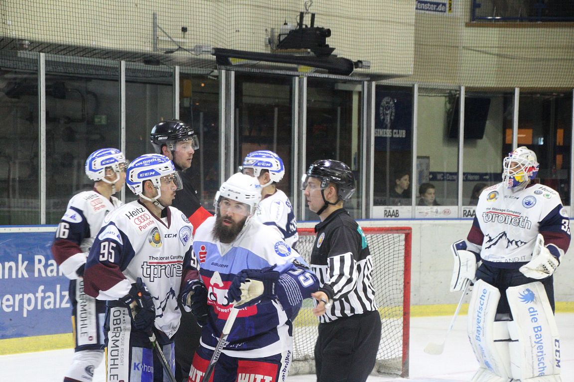Eishockey Weiden Blue Devils Weiden gegen SC Riessersee Garmisch 21.10.18 Bilder Jürgen Masching8